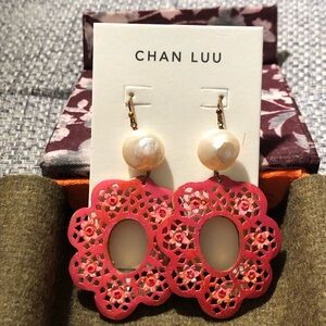 Chan Luu Beautiful Earrings and Box Flower Diameter: 1.5 Inc/ Length: 2.8 Inch